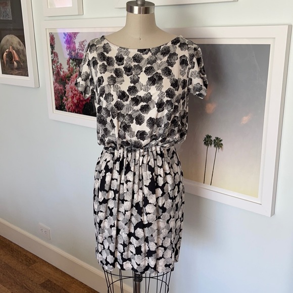Y2K DVF Silk Dress - Picture 5 of 11